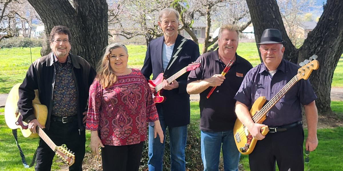 Encore Five performs at Pebblestone Cellars Tasting Room